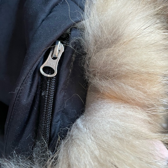 MACKAGE small Kinslee 2in1 down parka LIKE NEW! - Picture 5 of 8